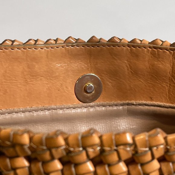 Pantera Leather woven VINTAGE Handbag with bamboo handle. - Picture 5 of 7